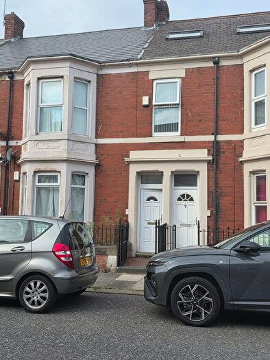 2 Bedroom Flat To Rent In Wingrove Avenue, Newcastle Upon Tyne, NE4