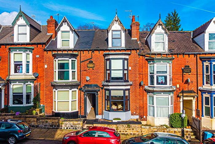 4 Bedroom Terraced House For Sale In Thompson Road, Botanical Gardens, S11