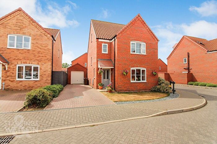 4 Bedroom Detached House To Rent In Dove Avenue, Wymondham, NR18