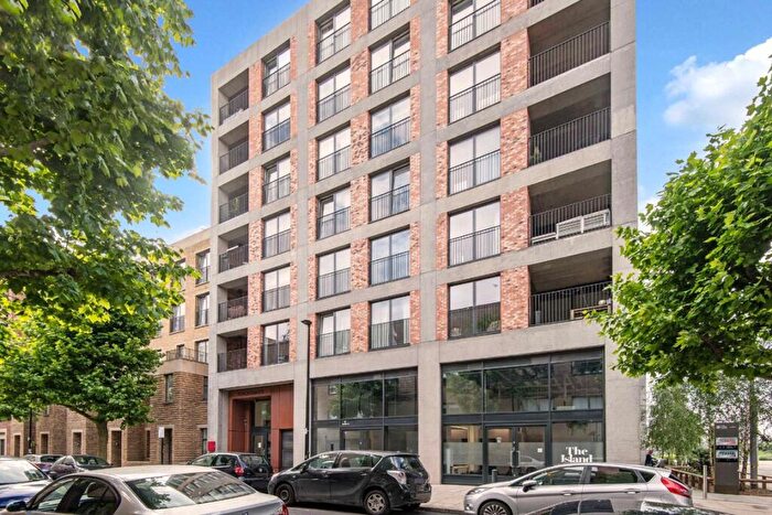 1 Bedroom Flat To Rent In Wyke Road, Hackney Wick, E3