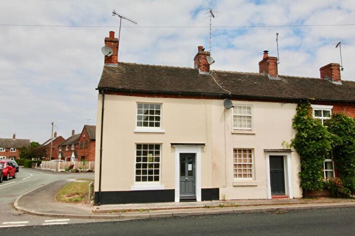 2 Bedroom Character Property To Rent In Stone Road, Eccleshall, Staffordshire, ST21