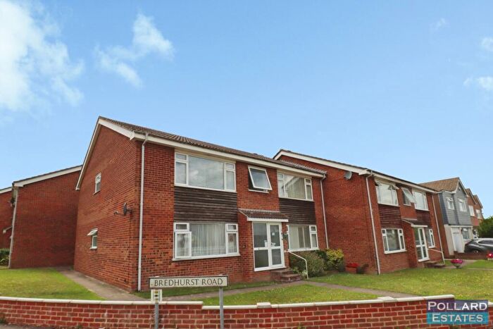1 Bedroom Flat For Sale In Fairview Avenue, Wigmore, ME8