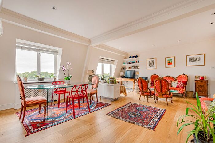 3 Bedroom Flat For Sale In Fulham High Street, London, SW6