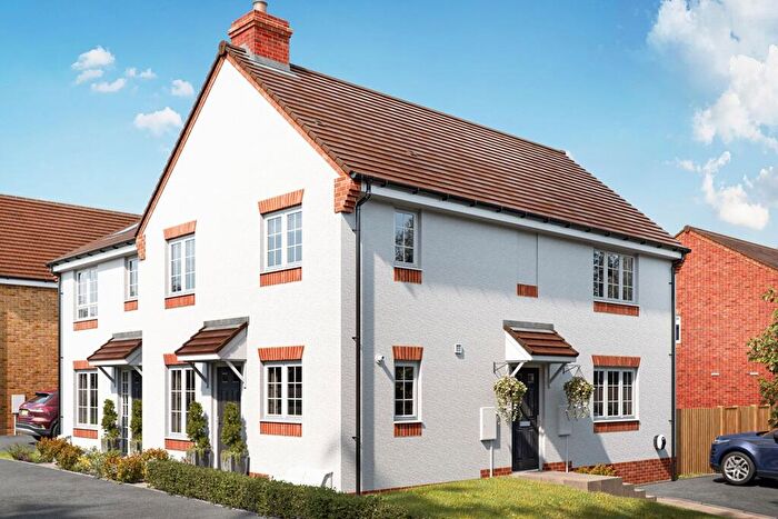 1 Bedroom Maisonette For Sale In Banbury Road, Upper Lighthorne, Warwickshire, CV33