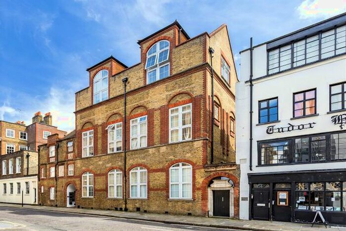 1 Bedroom Flat For Sale In Princeton Street, London, WC1R