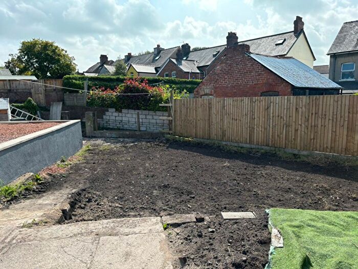 3 Bedroom End Of Terrace House For Sale In Maendu Street, Brecon, LD3