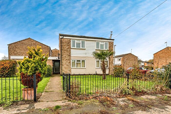 1 Bedroom Maisonette For Sale In Harvey Road, Aylesbury, HP21