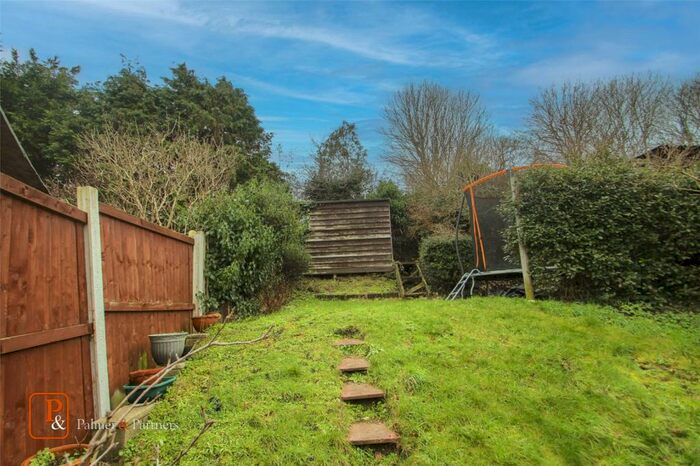 4 Bedroom Semi-Detached House To Rent In Rosebery Avenue, Colchester, Essex, CO1