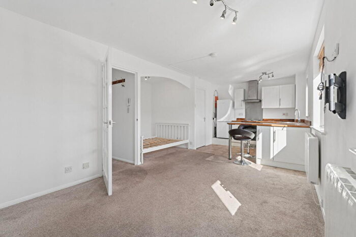 Studio For Sale In Verona Ct, Myers Lane, New Cross, SE14