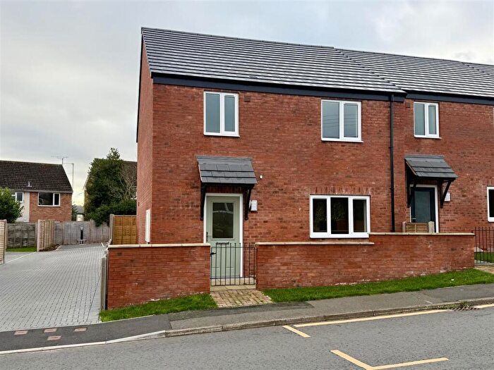 3 Bedroom End Of Terrace House For Sale In Old Eign Hill Gardens, Hereford, HR1