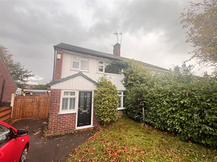 3 Bedroom Semi Detached House For Sale In Maple Avenue, Poynton, Stockport, SK12