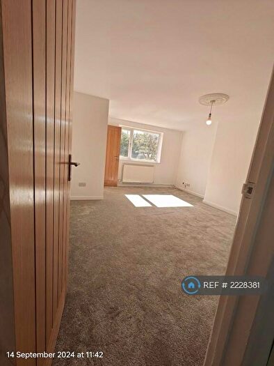 4 Bedroom Semi-Detached House To Rent In Dousland Terrace, Yelverton, PL20