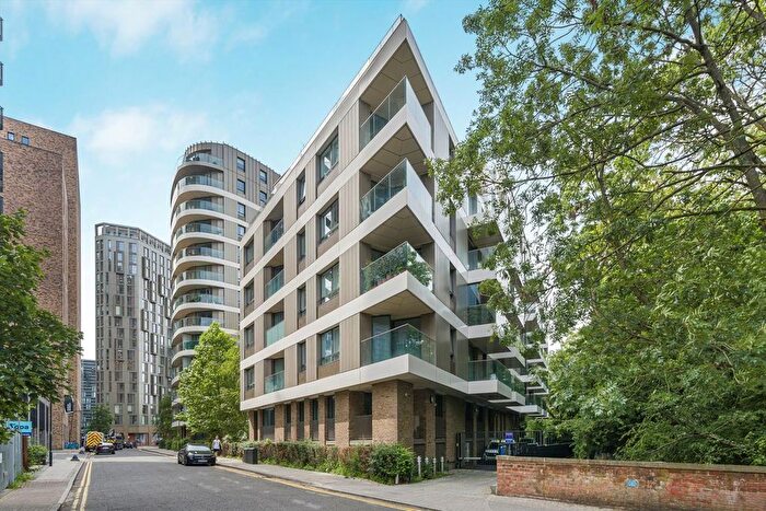 2 Bedroom Flat For Sale In North End Road, Wembley, HA9
