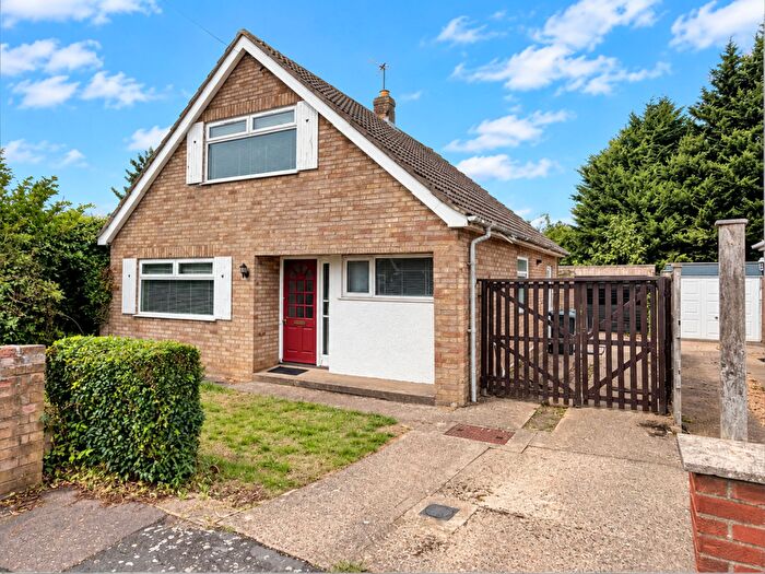 2 Bedroom Bungalow For Sale In Ellwood Avenue, Peterborough, PE2