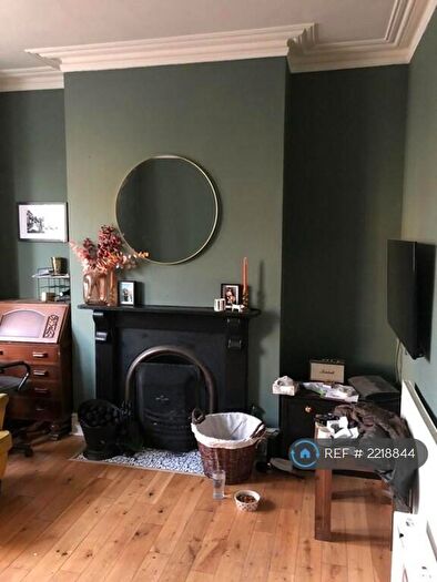 2 Bedroom Maisonette To Rent In Bruce Grove, London, N17