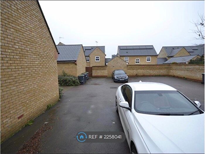 2 Bedroom End Of Terrace House To Rent In Felstead Crescent, Essex, CM24