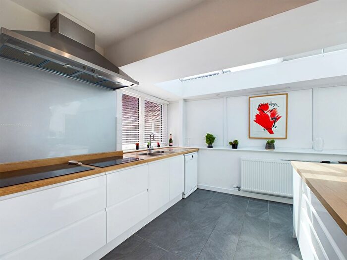 3 Bedroom Detached Bungalow For Sale In Broadway, Chilton Polden, Bridgwater, TA7
