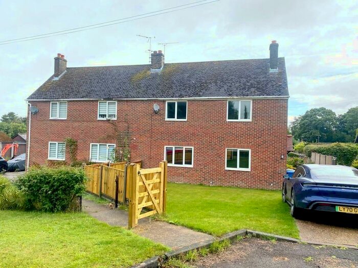 3 Bedroom Semi-Detached House To Rent In Horn Hill, Milstead, Sittingbourne, ME9