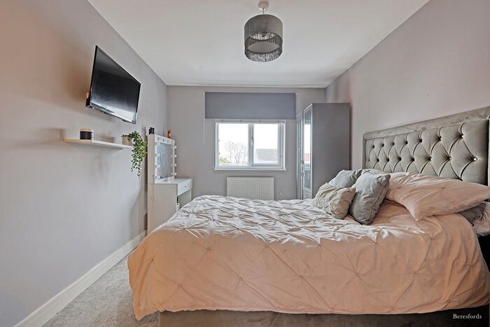 1 Bedroom Flat For Sale In Gatwick View, Billericay, CM12
