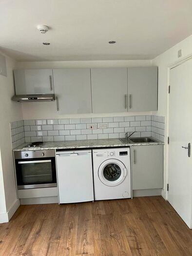 Studio To Rent In Flat, Tollington Park, London, N4