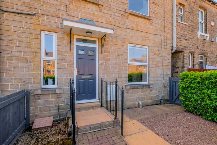 2 Bedroom Terraced House To Rent In New Hey Road, Huddersfield., HD3