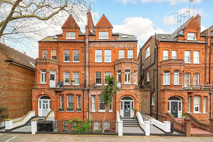 2 Bedroom Flat To Rent In Mornington Avenue, West Kensington, W14