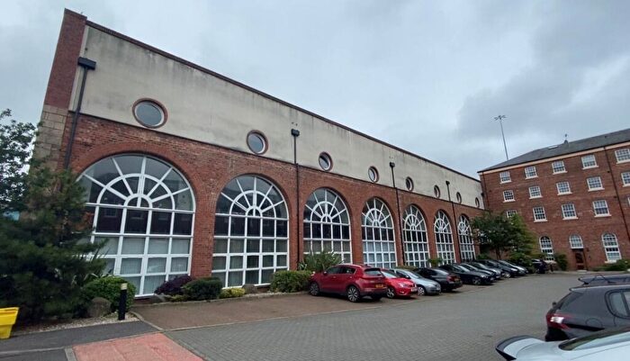 2 Bedroom Flat To Rent In Cook Street, Glasgow, G5