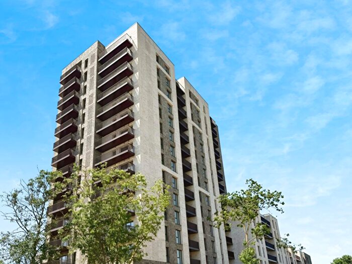 2 Bedroom Apartment To Rent In Burnt Mill, Harlow, CM20