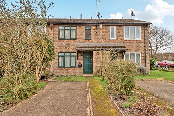 1 Bedroom Terraced House For Sale In Friars Avenue, Kingston Vale, London, SW15