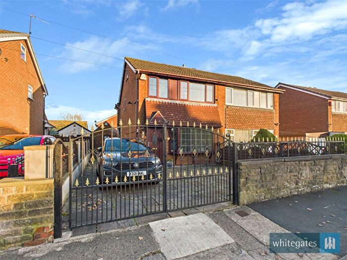 4 Bedroom Semi Detached House For Sale In Sandringham Road, Clayton, Bradford, West Yorkshire, BD14