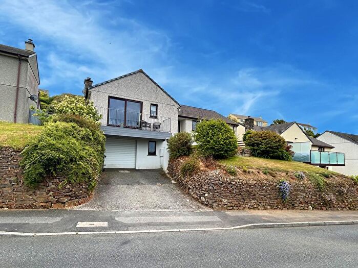 4 Bedroom Detached House For Sale In Gwealhellis Warren, Helston, TR13