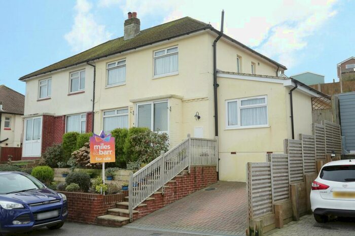 4 Bedroom Semi-Detached House For Sale In Markland Road, Dover, CT17