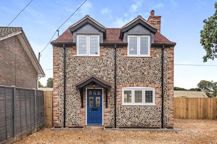 3 Bedroom Detached House For Sale In Ropley, Alresford, Hampshire, SO24