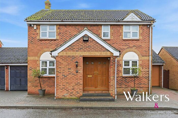 4 Bedroom Detached House For Sale In Armonde Close, Boreham, CM3