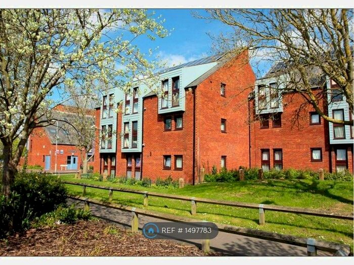 1 Bedroom Flat To Rent In Wycliffe End, Aylesbury, HP19