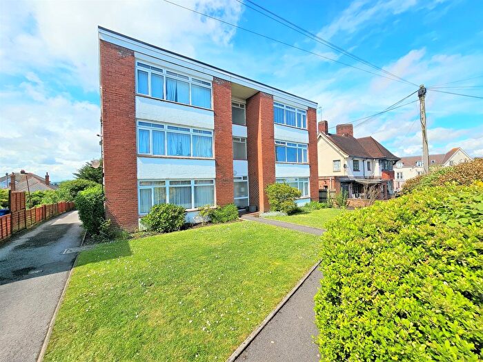 2 Bedroom Flat To Rent In Longfleet Road, Poole, BH15