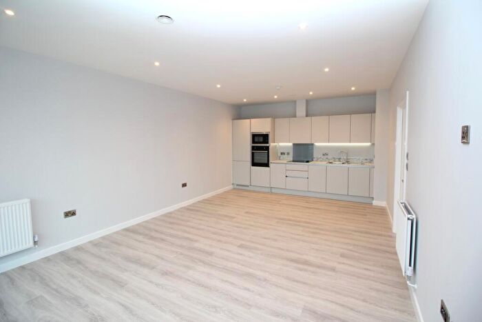 2 Bedroom Apartment To Rent In Radford Way, CM12
