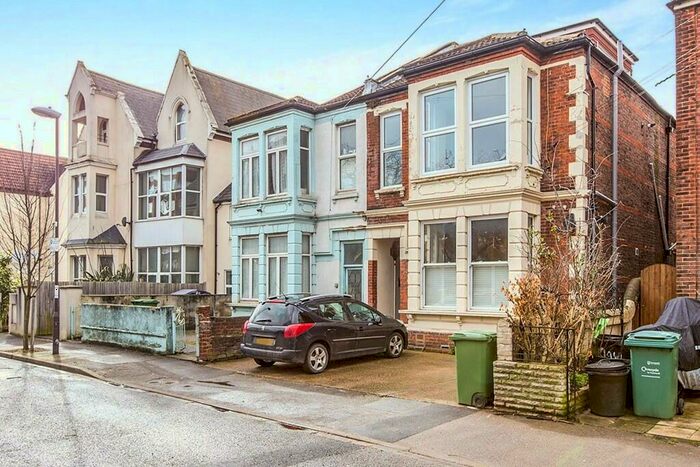 2 Bedroom Maisonette To Rent In St. Davids Road, Southsea, PO5