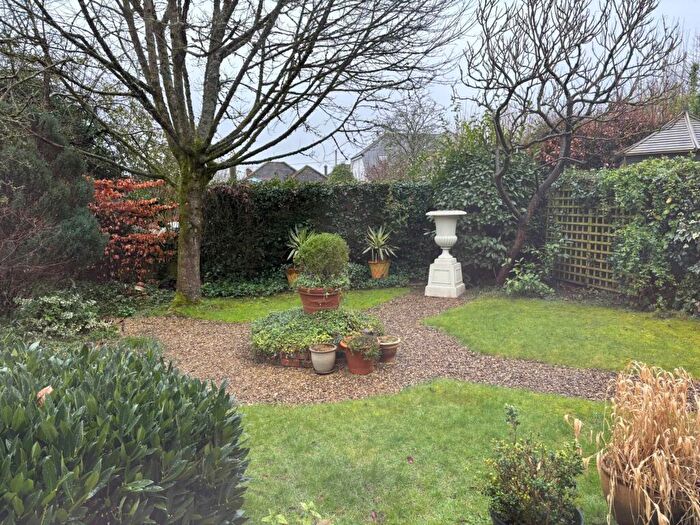 1 Bedroom Flat To Rent In Studio House, Elcot Lane, SN8