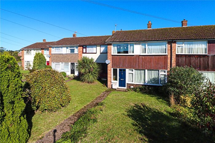 3 Bedroom Terraced House For Sale In The Chilterns, Kensworth, Dunstable, LU6