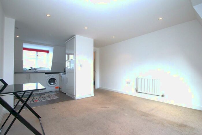 1 Bedroom Apartment To Rent In St James Road, Surbiton, KT6