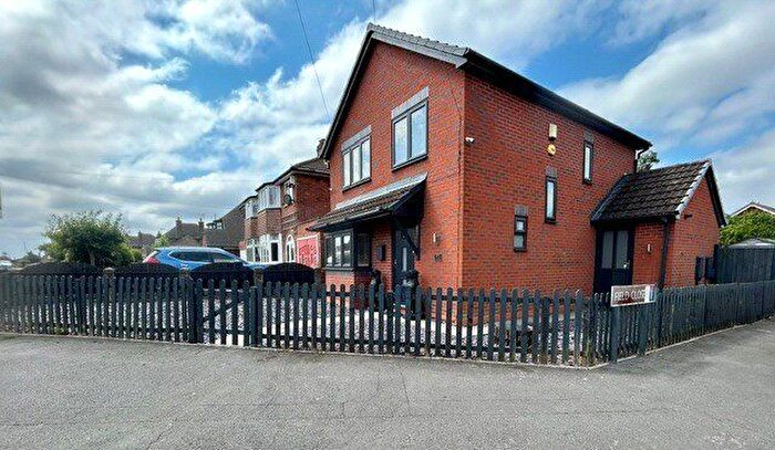 3 Bedroom Detached House For Sale In Field Lane, Pelsall, Walsall, West Midlands, WS4