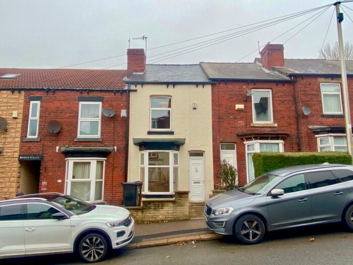 3 Bedroom Terraced House To Rent In Manor Lane, Sheffield, S2