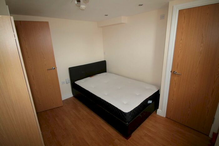 2 Bedroom Flat To Rent In Glynrhondda St, Cathays, Cardiff, CF24