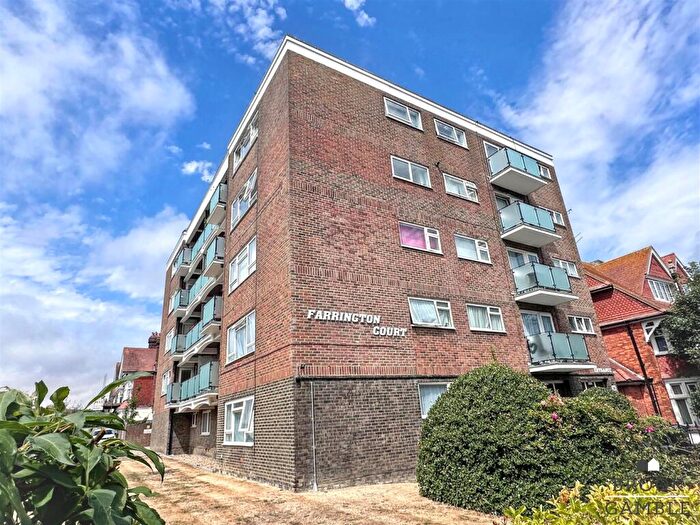 1 Bedroom Flat For Sale In Old Orchard Road, Eastbourne, BN21