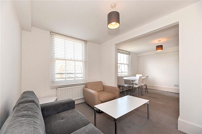 2 Bedroom Flat To Rent In West Cromwell Road, Earls Court, London, SW5