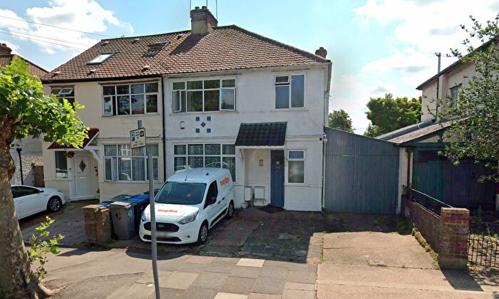 1 Bedroom Flat To Rent In Burnley Road, London, NW10