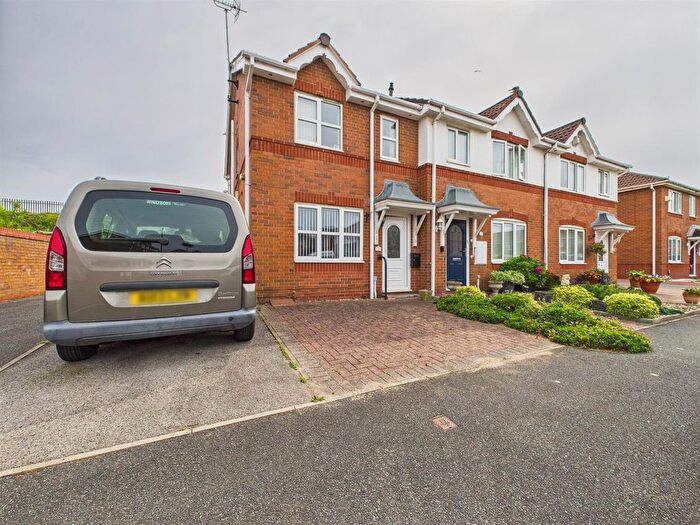 2 Bedroom Semi-Detached House For Sale In Smugglers Way, Wallasey, CH45