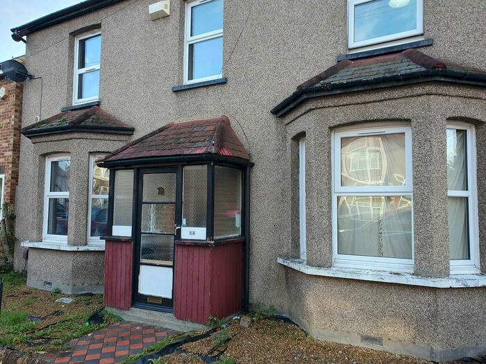 4 Bedroom Semi-Detached House To Rent In Imperial Road, Feltham, TW14