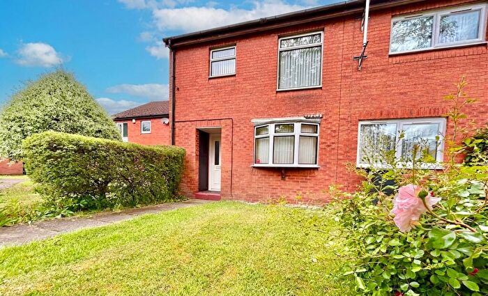 2 Bedroom House To Rent In Ford Street, Nuneaton, CV10
